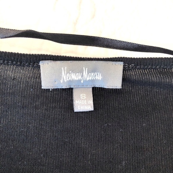 Neiman Marcus Asymmetrical Oversized Black Top - S - Picture 5 of 9